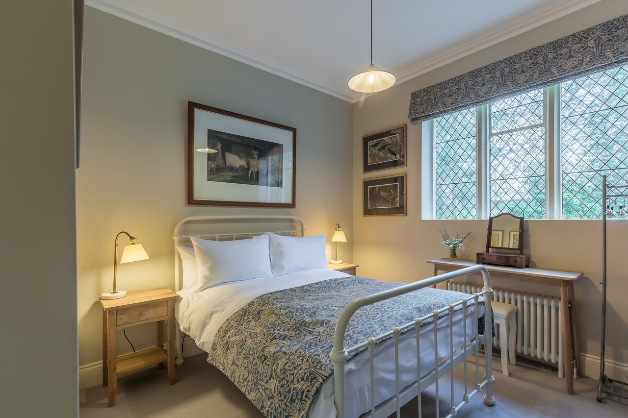 Lawn House Hotel Hatfield  Bagian luar foto
